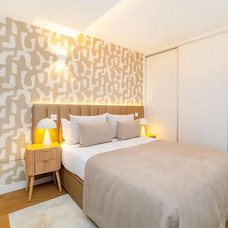 Whome Light-filled With A True Neighborhood Feel Appartamento Lisbona