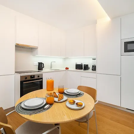 Whome Light-filled With A True Neighborhood Feel