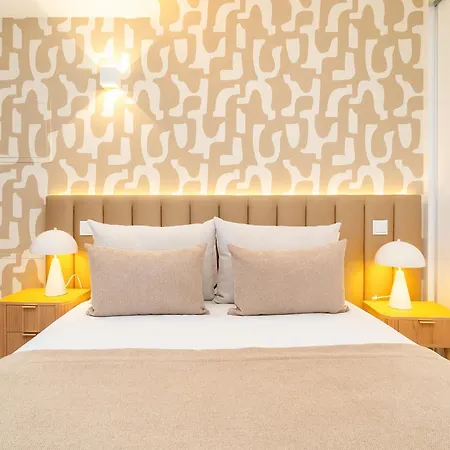 Whome Light-filled With A True Neighborhood Feel Appartamento *