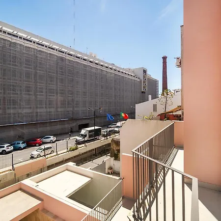 Whome Light-filled With A True Neighborhood Feel Appartamento