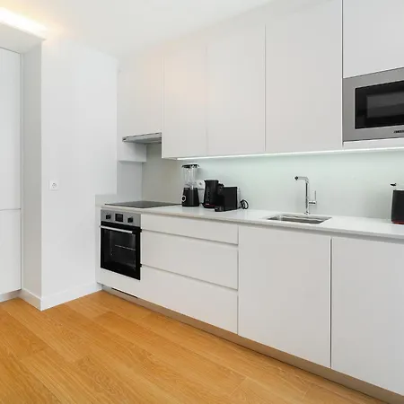 Whome Light-filled With A True Neighborhood Feel