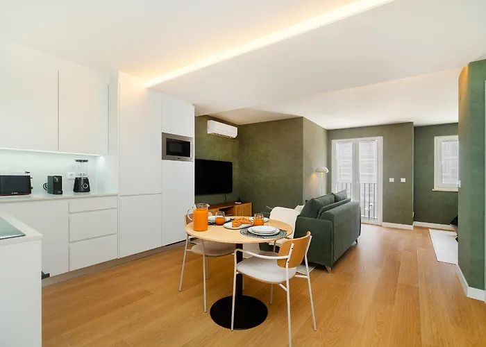 Whome Light-filled With A True Neighborhood Feel